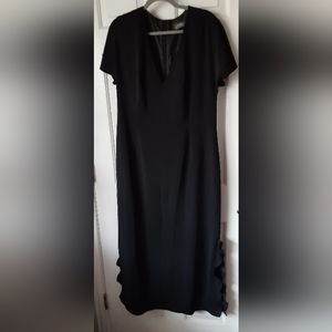 Harve Benard 14 Tall Black Ruffle Split Dress.